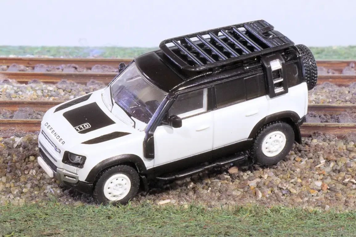 187 PCX87 Land Rover Defender 110 (2020)