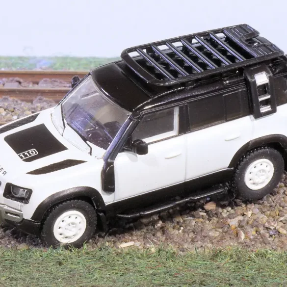 187 PCX87 Land Rover Defender 110 (2020)