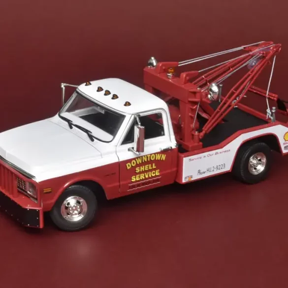 18Greenlight Chevrolet C 30 Dually Wrecker 1972 1