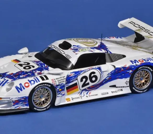 18Werk83 Porsche 911 GT1 LM 1996 Dalmas Wendlinger 3