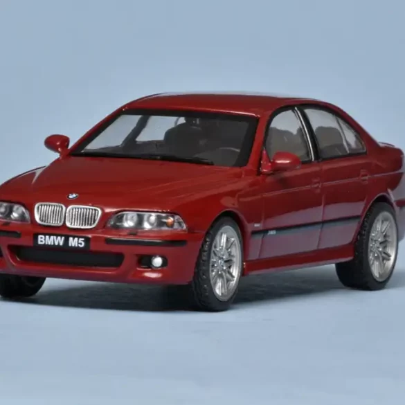 43solido BMW M5 E39 2003 1