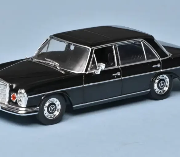 43greenlight MB 280 SEL 4,5 1972 Rocky 3