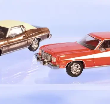 INT.Brekina 87.Ford Gran Torino(1)