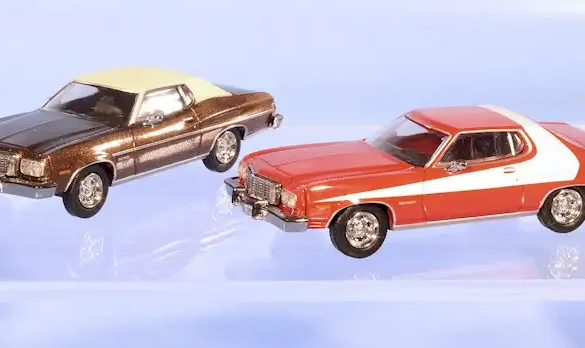 INT.Brekina 87.Ford Gran Torino(1)