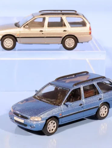 INT.PCX87.Ford Escort Mk7 Turnier(1)