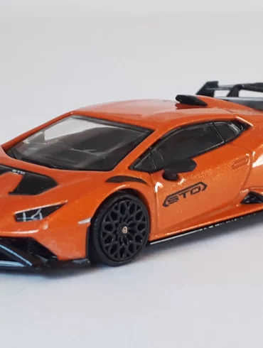 1;64 Mini GT Lamborghini Huracán STO 1