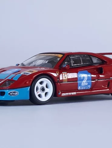 1;64 Tarmac Works Ferrari F40 GT 1