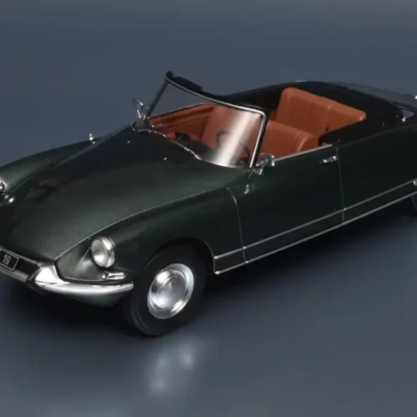 24WhiteBox Citroën DS cabrio 1963 1