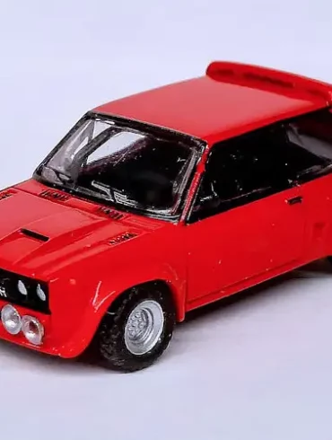 INT.Brekina 87.Fiat Abarth 131(1)