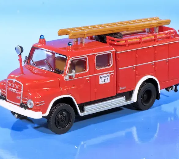 INT.Brekina 87.MAN 450 HA Bachert TLF 16(1)