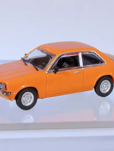 INT.Minichamps 87.Opel Kadett C(1)