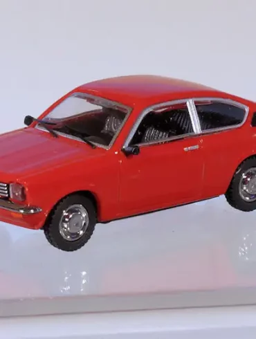 INT.Minichamps 87.Opel Kadett C Coupé(1)