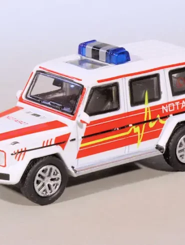 INT.Schuco 87.MB G18 Notarzt(1)