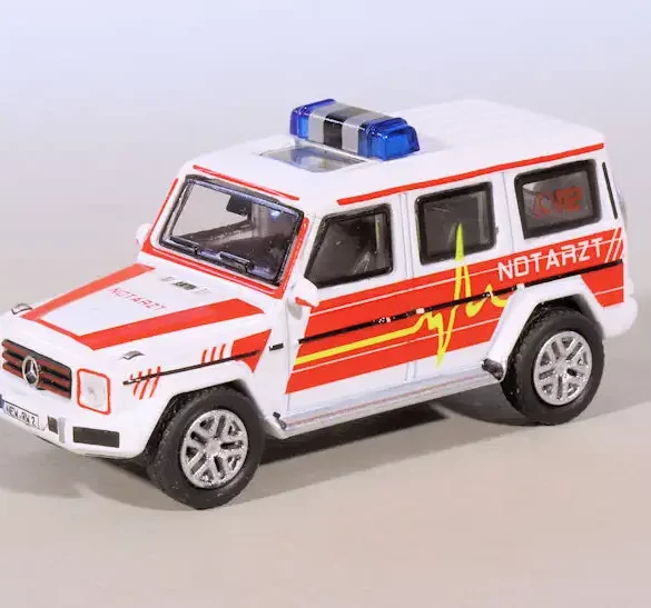 INT.Schuco 87.MB G18 Notarzt(1)