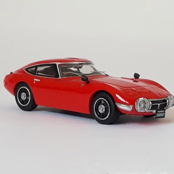 1;64 Inno64 Toyota 2000GT 1
