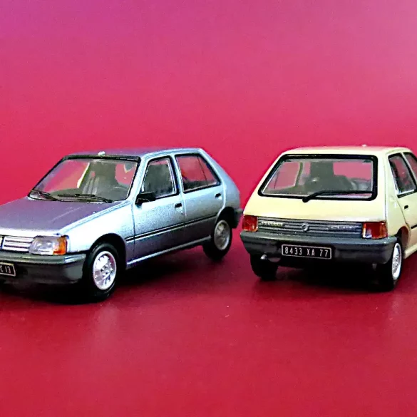 187 REE Peugeot 205 Blauw