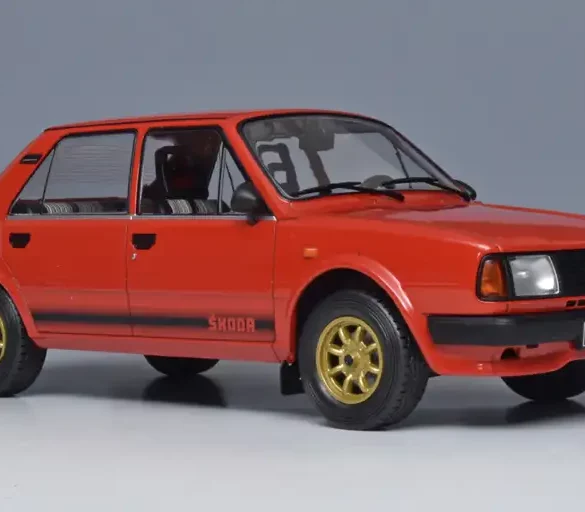 18ixo Skoda 130L + LR 1988 2