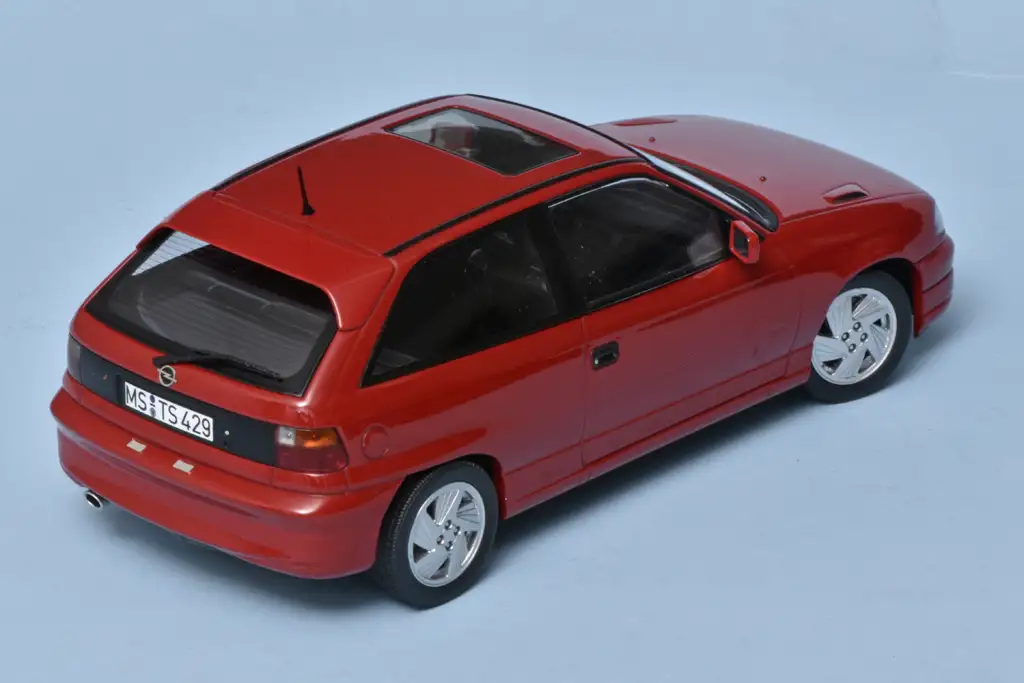 18norev Opel Astra F GSI 1992 2