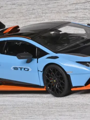 18rastar Lambo Huracan STO 1
