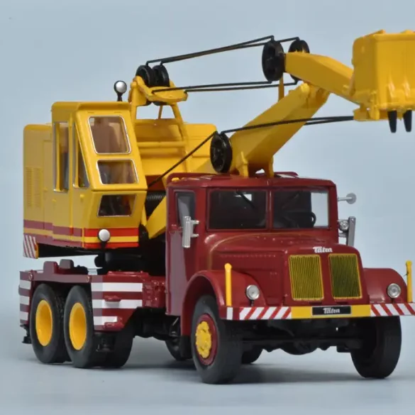 Ixo Tatra 111 D030 kraanwagen 1