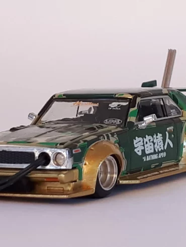 1;64 Pop Race Nissan Skyline 1