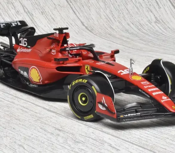 18Bburago Ferrari F1 SF23 LeCl 2023 2