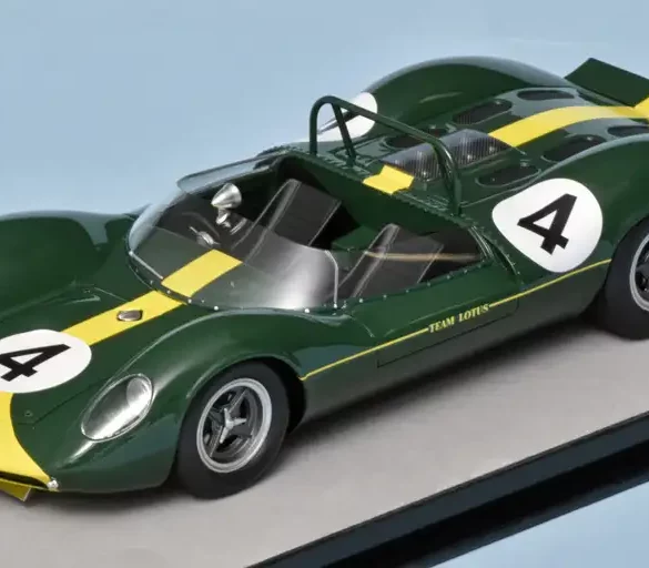 18Tecnomodel Lotus 30 1965 Clark Oulton Park 1