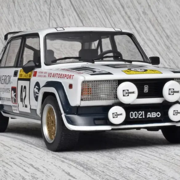 18ixo Lada 2105 VFTS rally 1984 1