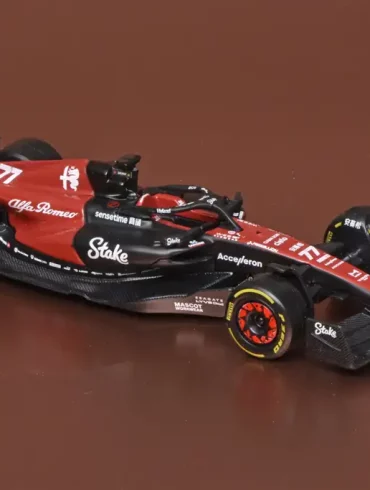43Bburago Alfa Romeo F1 C43 2023 Bottas 2