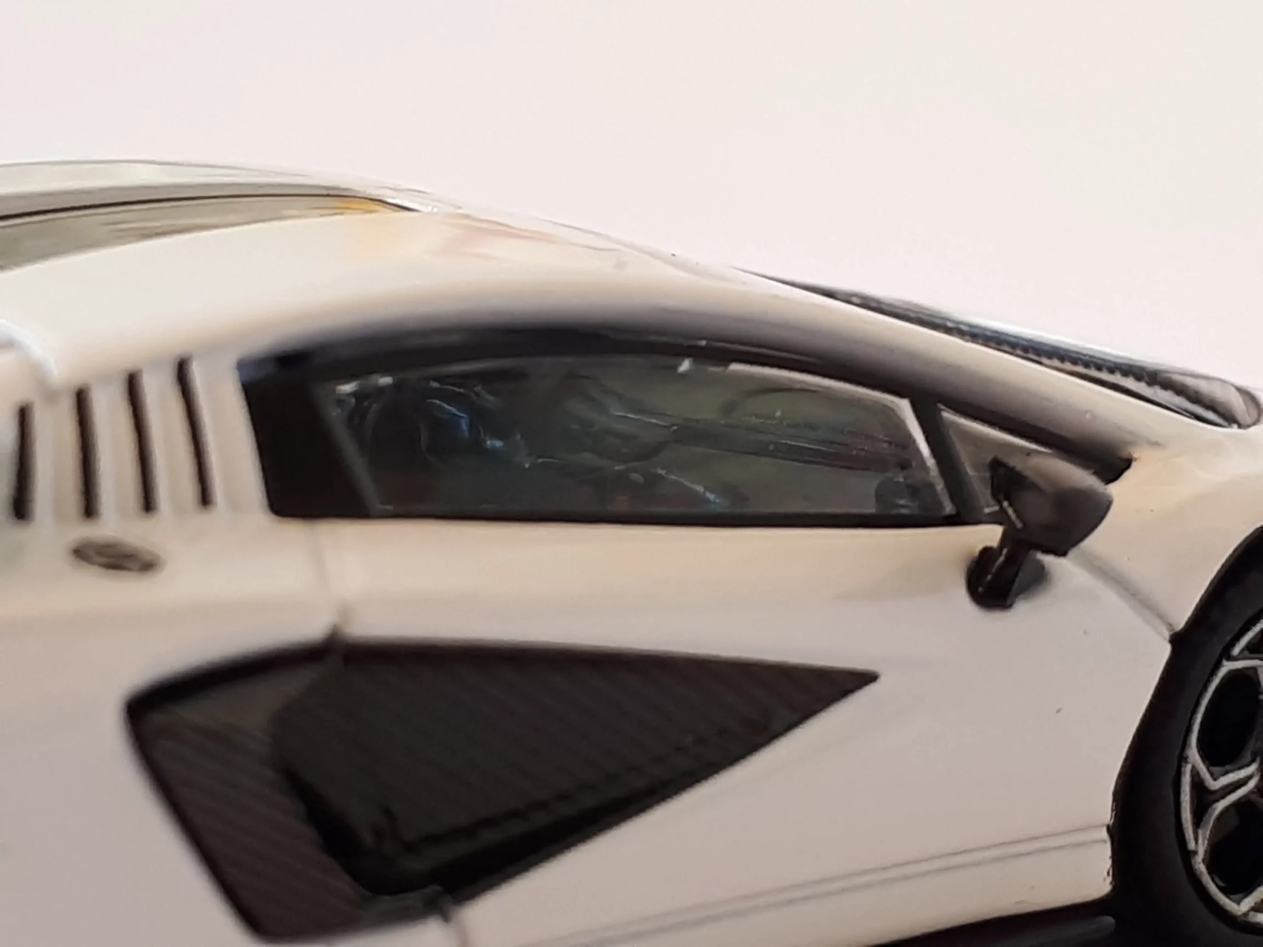 1;64 Mini GT Lamborghini Countach LPI 800 4 8 1;64 Mini GT Lamborghini Countach LPI 800 4 8