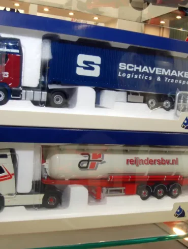 150 Cavallino Scania en Volvo