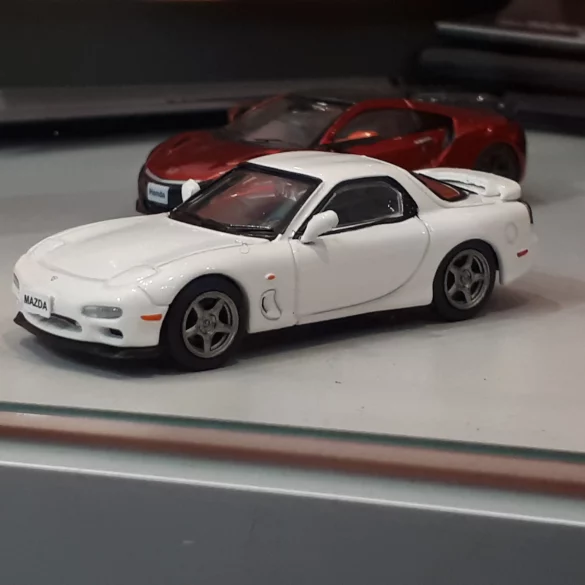 1;64 Ixo Legendary Japanese Cars 5