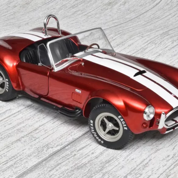 18solido Shelby Cobra 427 MK2 1965 met dak 3