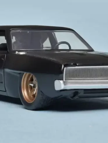 24jada Dodge Charger 1968 F&F 1