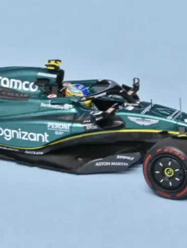 43minic Aston Martin AMR23 GP Australië 2023 Alonso 1