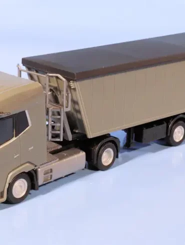 INT.Herpa 87.DAF XG Stöffel liner(1)