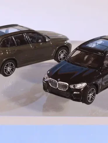 INT.Minichamps 87.BMW X5(2)
