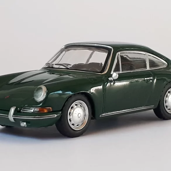 1;64 Mini GT Porsche 911 1