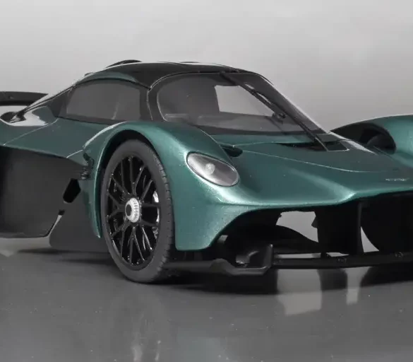 18GTspirit Aston Martin Valkyrie 1