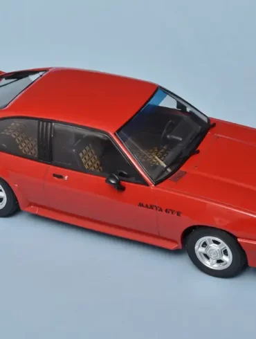 18norev Opel Manta CC GT E 1982 3