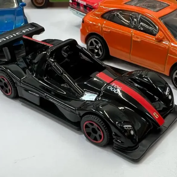 3 inch Matchbox Radical SR8