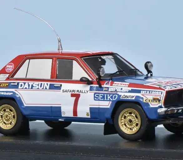 43spark DatsunViolet GT Safari Rally 1981 Mehta+Doughty 1
