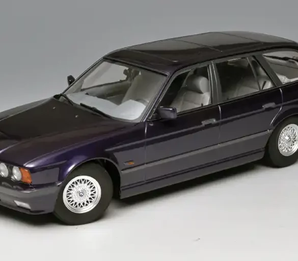 18Triple9 BMW 5 serie Touring 1996 1