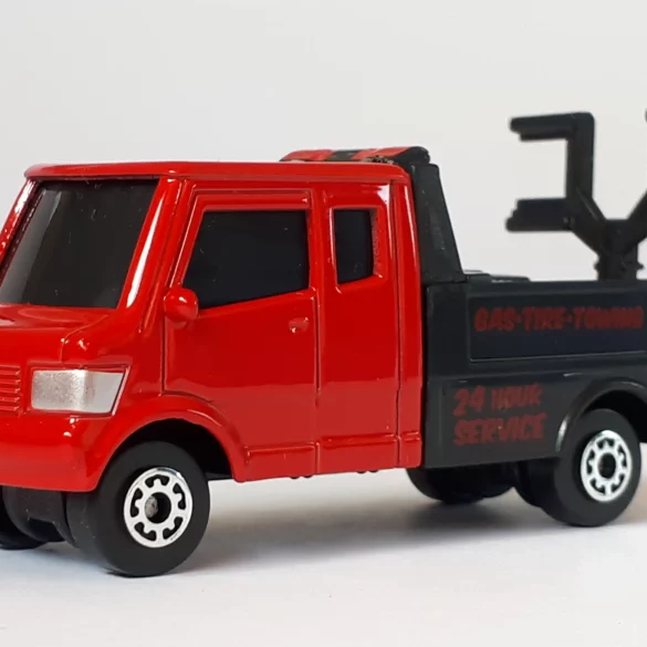 3 inch Maisto Tow Truck 1