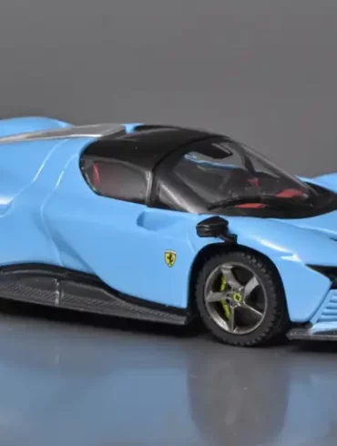 43Bburago Ferrari Daytona SP3 2021 1