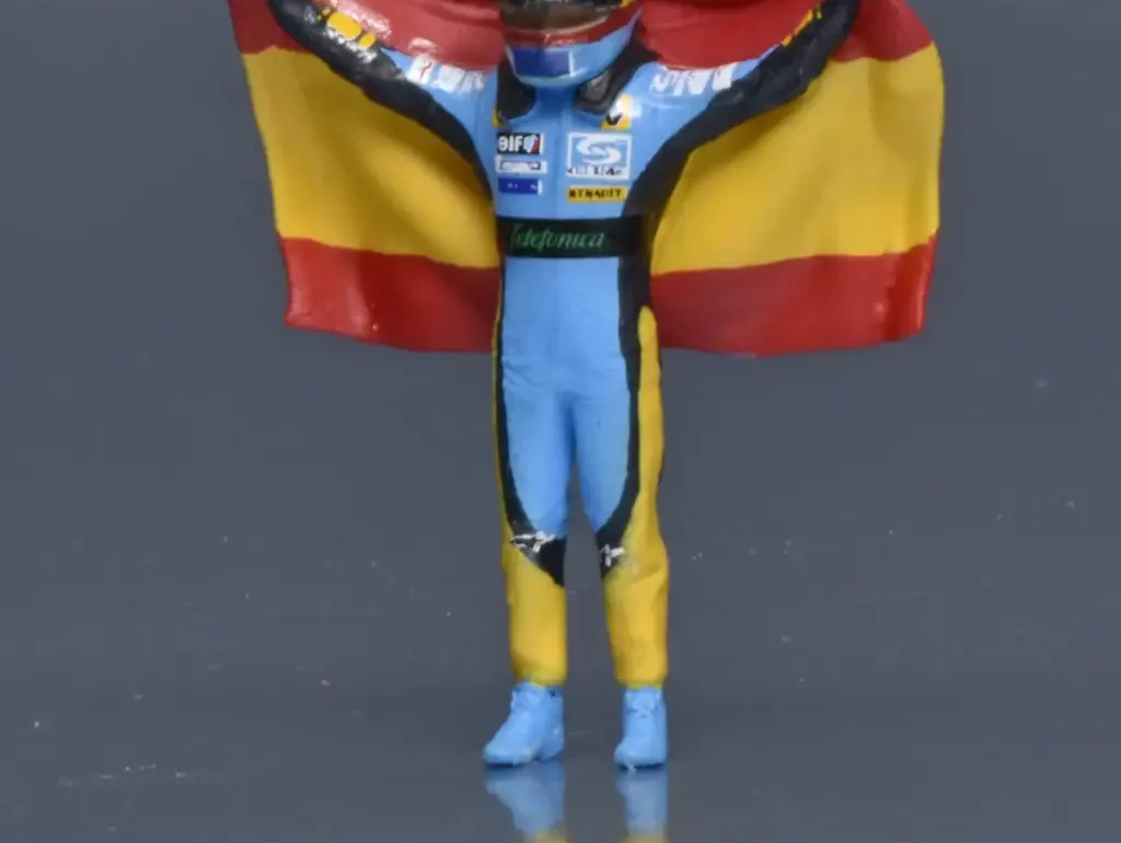 43catrix Fernando Alonso met vlag