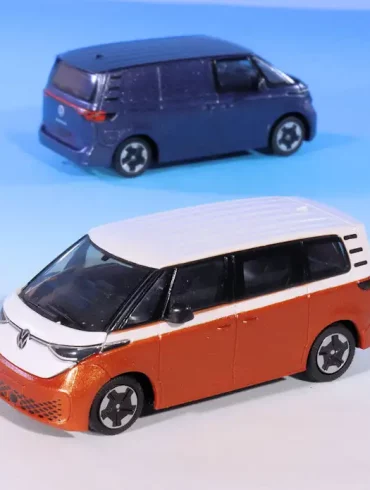 INT.Rietze 87.VW ID Buzz People(1)