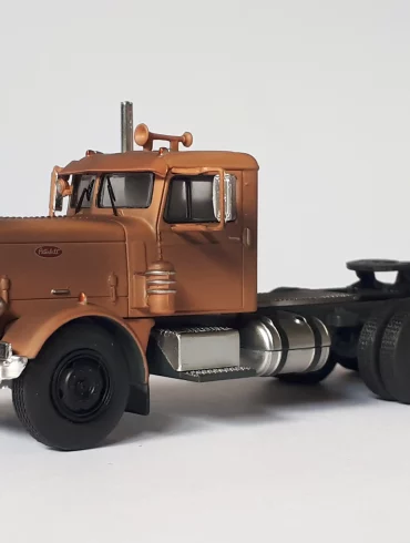 1;64 Ixo Peterbilt 281 2