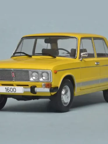 24WhiteB Lada 1600 LS 1976 1