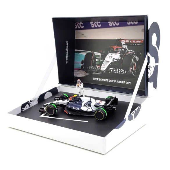 43Alpha tauri AT04, Nyck de Vries, Spark GPWorld